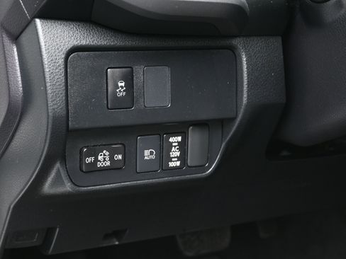 Used 2022 Toyota Tacoma TRD Sport image 21