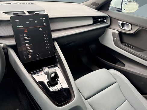 Used 2023 Polestar Polestar 2 Performance w/ Pilot Pack image 24