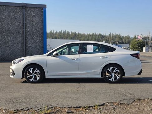 Used 2025 Subaru Legacy Premium AWD/4WD image 2