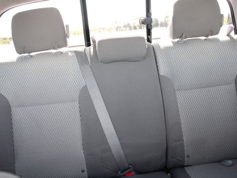 Used 2014 Toyota Tacoma PreRunner w/ SR5 Package RWD image 20
