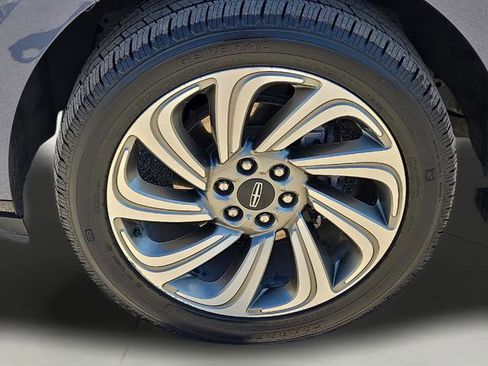 Used 2022 Lincoln Navigator L Reserve AWD/4WD image 9