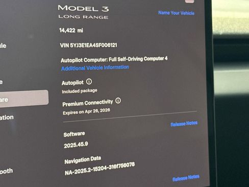 Used 2025 Tesla Model 3 Long Range RWD image 38