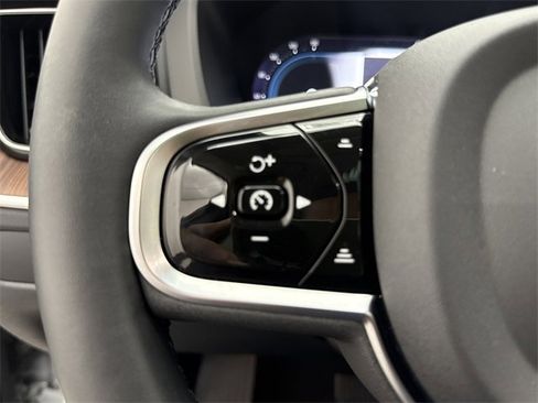 Certified 2024 Volvo XC60 B5 Plus image 16