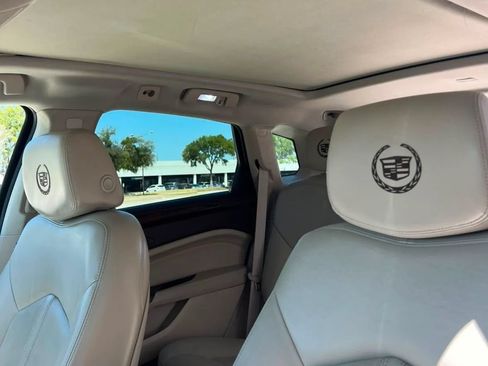 Used 2014 Cadillac SRX Luxury FWD image 27