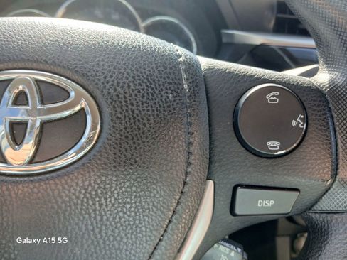 Used 2016 Toyota Corolla LE FWD image 30