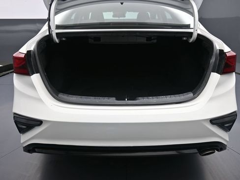 Used 2019 Kia Forte LXS FWD image 21