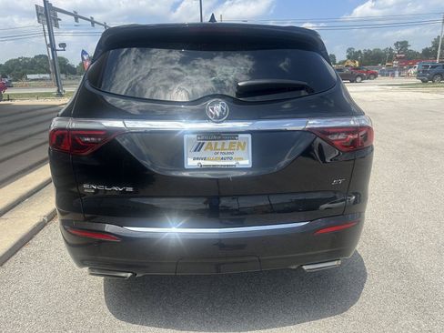 Used 2023 Buick Enclave Essence w/ Experience Buick Package AWD/4WD image 12