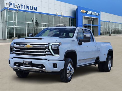 New 2026 Chevrolet Silverado 3500 High Country image 2