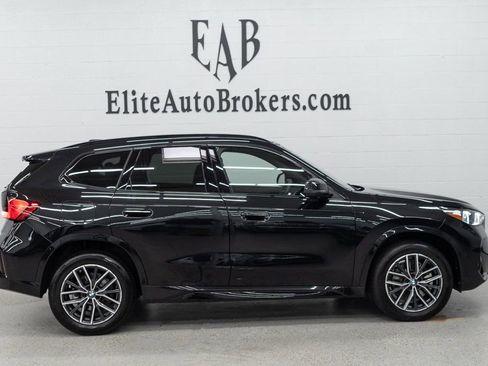 Used 2025 BMW X1 xDrive28i w/ M Sport Line w/ M Sport Package image 5