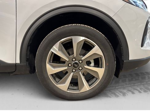 Used 2025 Ford Escape Platinum AWD/4WD image 54