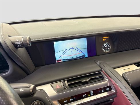 Used 2018 Lexus LC 500 Coupe RWD image 21