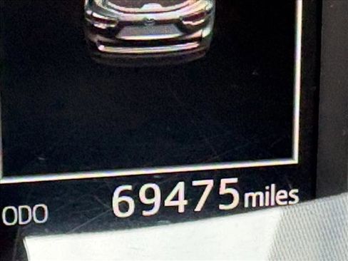 Used 2014 Toyota Highlander Limited image 9