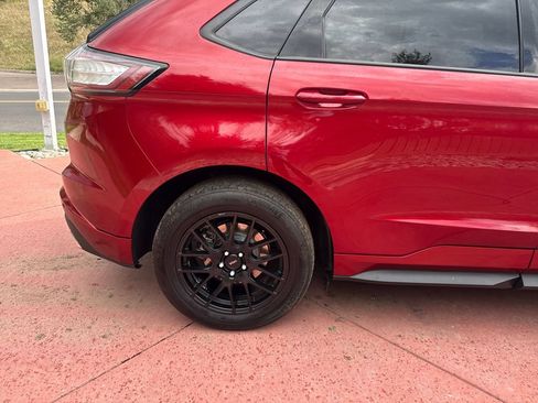 Used 2015 Ford Edge Sport w/ Equipment Group 401A AWD/4WD image 31