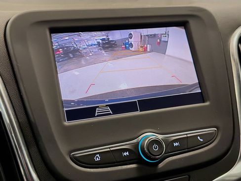 Used 2022 Chevrolet Equinox LT FWD image 15