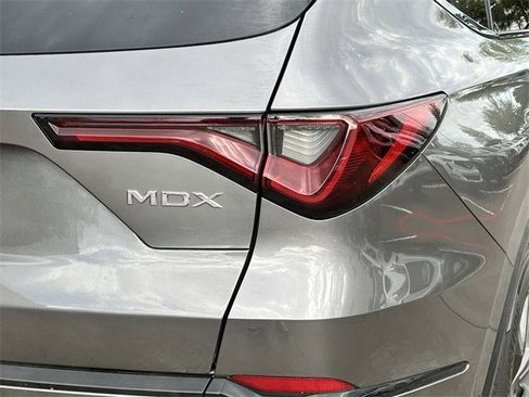Used 2024 Acura MDX A-Spec image 8