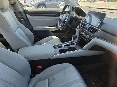 Used 2020 Honda Accord EX image 13