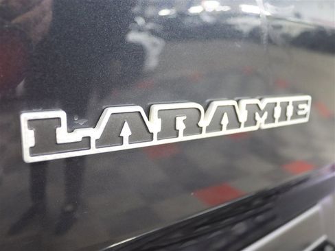 Used 2019 RAM 1500 Laramie image 10