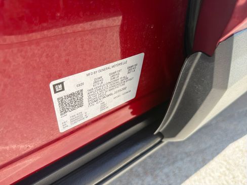 Used 2020 Chevrolet Traverse RS w/ LPO, Floor Liner Package AWD/4WD image 30
