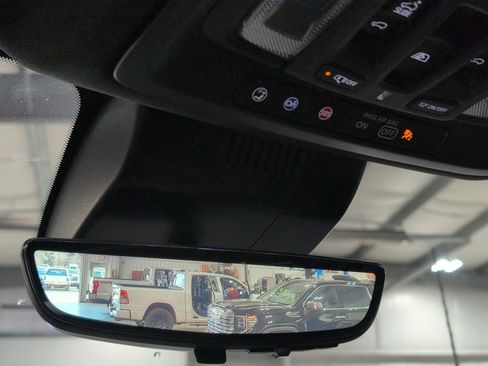 Used 2024 GMC Sierra 3500 AT4 w/ AT4 Premium Plus Package image 25