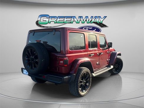 Used 2021 Jeep Wrangler Unlimited Sahara w/ Cold Weather Group image 8