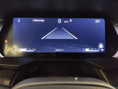 Used 2023 Jeep Grand Cherokee L Laredo image 23