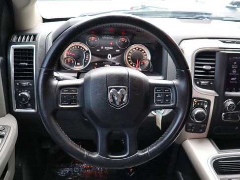 Used 2018 RAM 1500 Big Horn AWD/4WD image 25