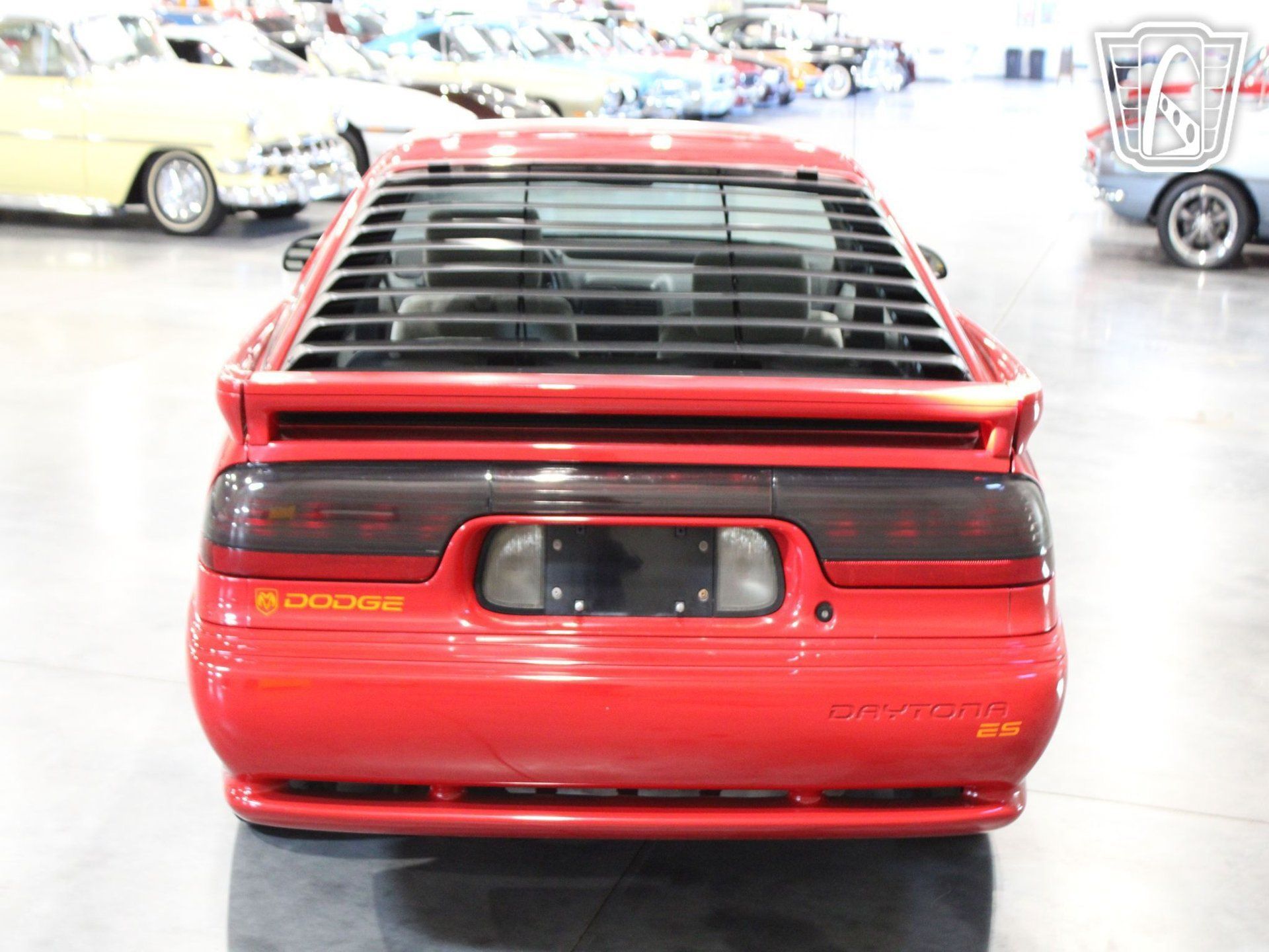 Used 1993 Dodge Daytona ES FWD image 4