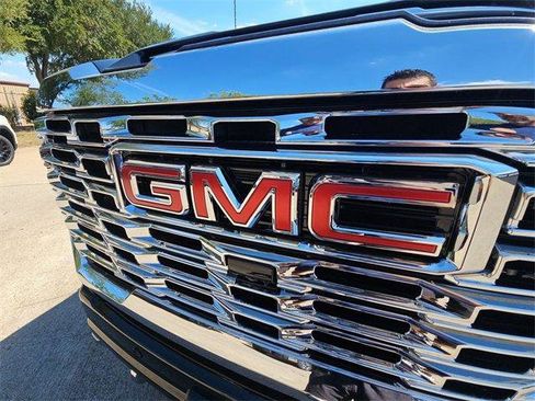 New 2026 GMC Sierra 2500 Denali w/ Denali Reserve Package image 31