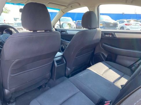 Used 2017 Subaru Legacy 2.5i Premium AWD/4WD image 12