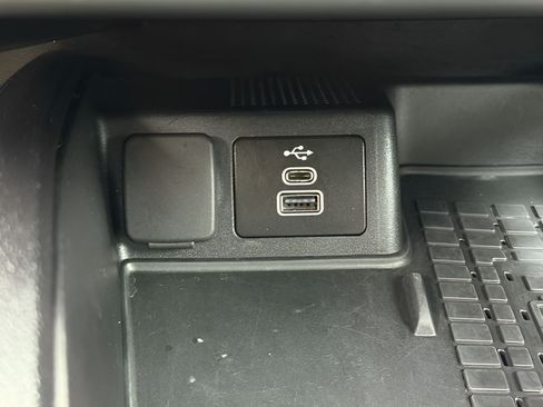 Used 2025 Ford Bronco Sport Badlands AWD/4WD image 13