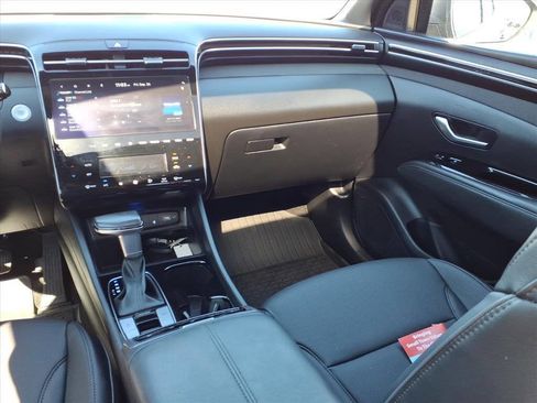 Used 2024 Hyundai Santa Cruz Limited image 11