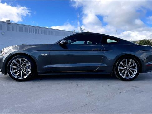 Used 2015 Ford Mustang GT Premium w/ Equipment Group 401A RWD image 3