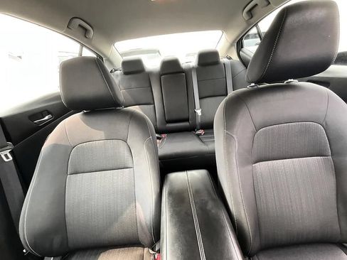 Used 2019 Nissan Altima 2.5 S FWD image 32