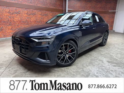 Used 2023 Audi Q8 Prestige AWD/4WD image 1
