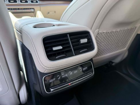Used 2022 Mercedes-Benz GLS 450 4MATIC image 18