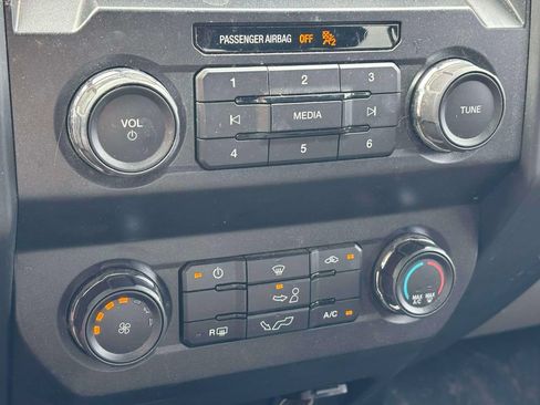 Used 2019 Ford F150 XL w/ Equipment Group 101A Mid AWD/4WD image 13