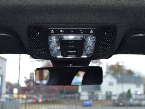 Used 2021 Mercedes-Benz CLA 250 4MATIC w/ Premium Package image 33