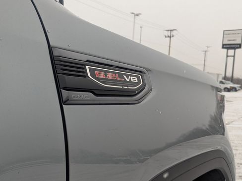 Used 2024 GMC Sierra 1500 AT4 w/ AT4 Premium Package image 11