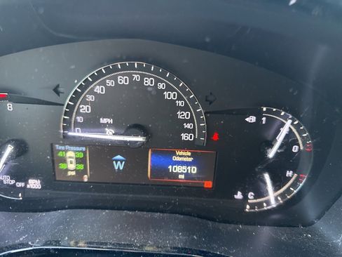 Used 2018 Cadillac XT5 Luxury w/ Driver Awareness Package image 7