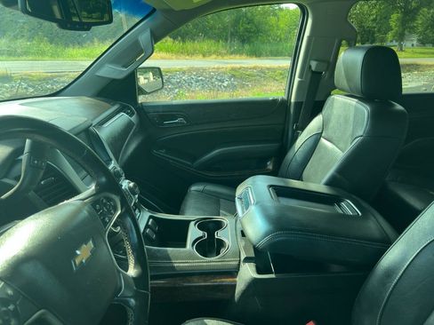 Used 2018 Chevrolet Tahoe LT AWD/4WD image 13