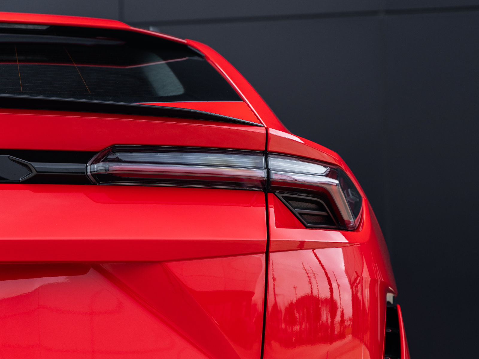 Used 2024 Lamborghini Urus S AWD/4WD image 11