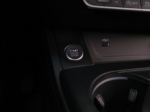 Used 2019 Audi A4 2.0T Premium w/ Convenience Package image 24