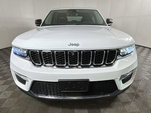 Used 2022 Jeep Grand Cherokee Limited 4xe w/ Luxury Tech Group II AWD/4WD image 7