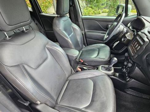 Used 2020 Jeep Renegade Altitude AWD/4WD image 33