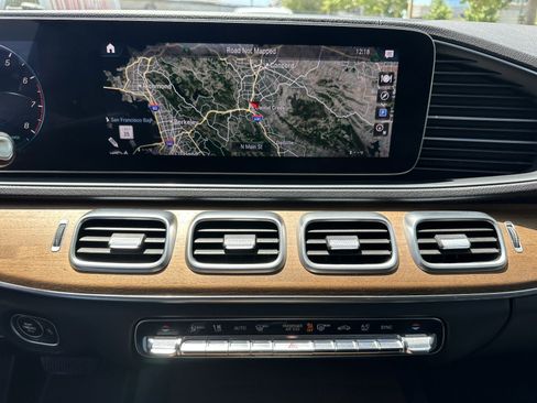 Used 2020 Mercedes-Benz GLS 450 4MATIC image 25