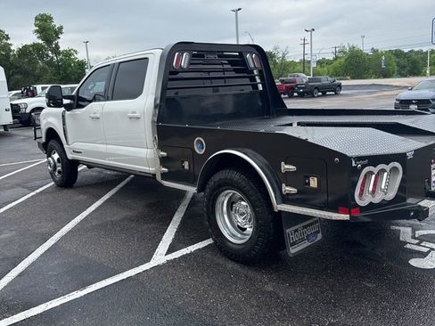 Used 2023 Ford F350 Lariat w/ Lariat Ultimate Package image 3