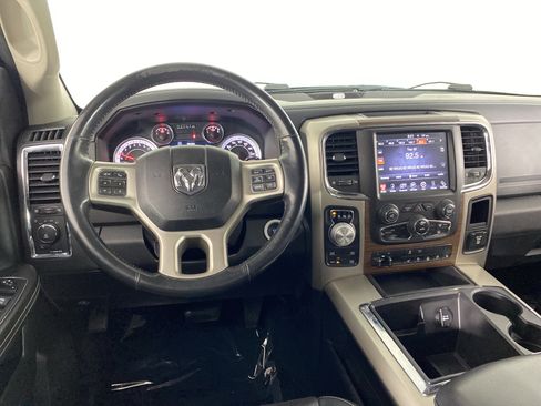 Used 2014 RAM 1500 Laramie w/ Convenience Group image 19