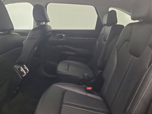 Used 2022 Kia Sorento SX FWD image 18