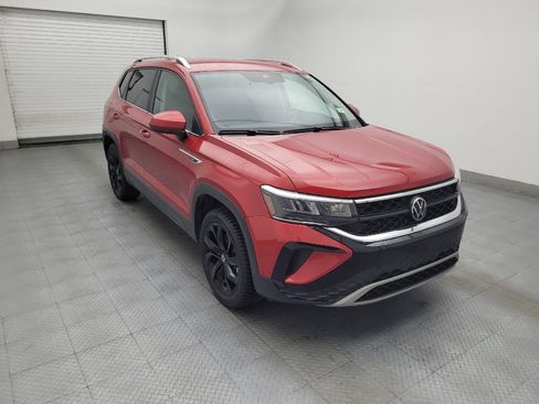 Used 2023 Volkswagen Taos SE FWD image 13