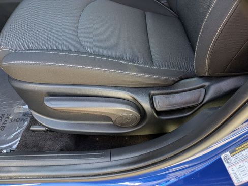 Used 2023 Kia Forte LXS image 22